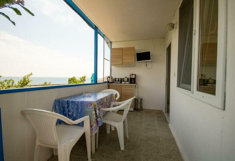 חדר סטנדרט נוף לים, ваканционни къщи на брега  Holiday Houses On The Coast