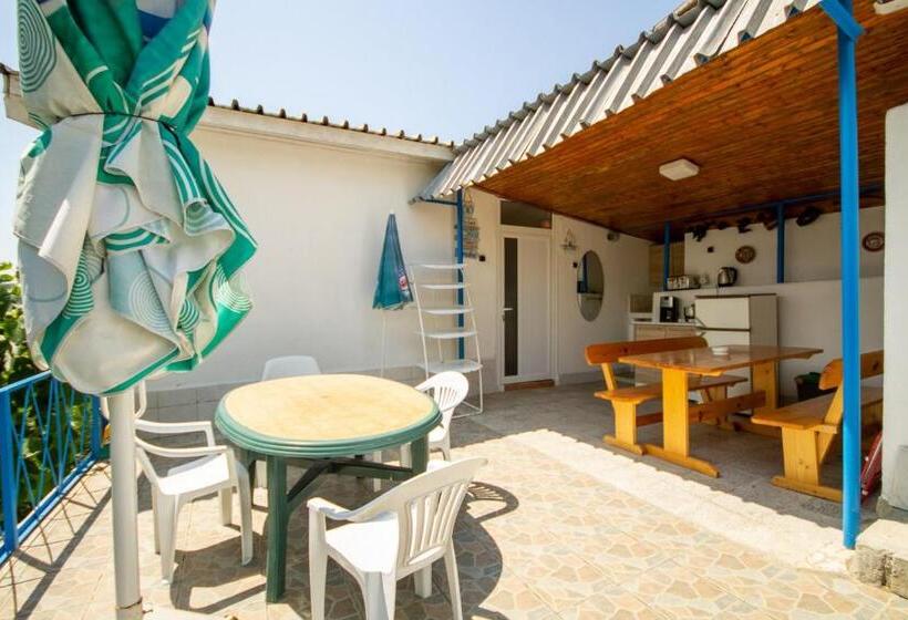 חדר סטנדרט נוף לים, ваканционни къщи на брега  Holiday Houses On The Coast