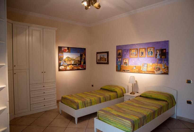 Апартаменты 2 Спальни, Solimena House