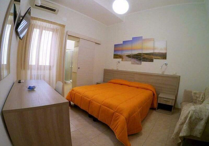 اتاق استاندارد سه نفره, Villa Merina
