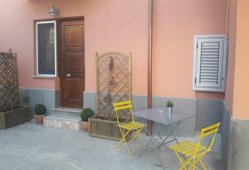 غرفة ديلوكس, Sonnino B&b