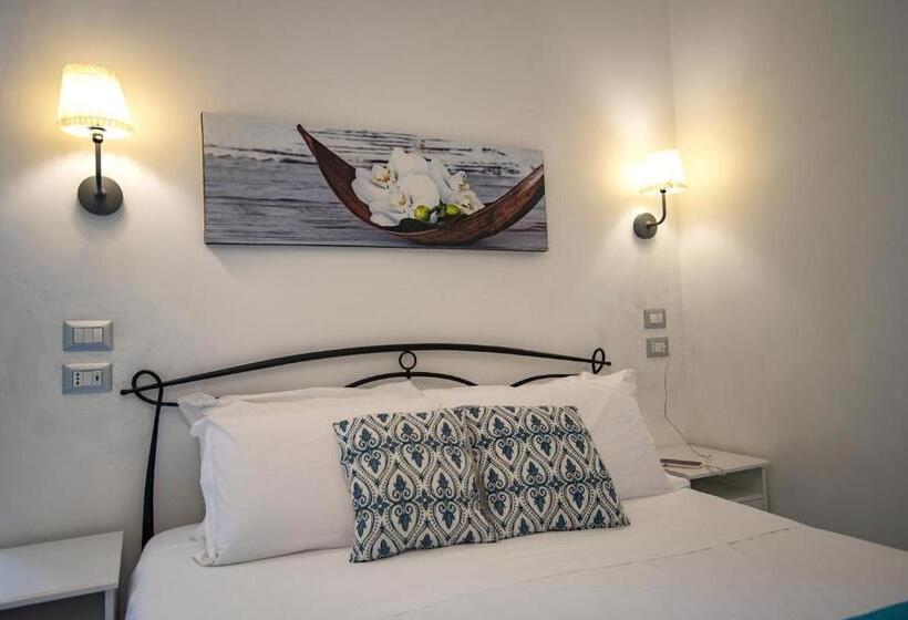 غرفة قياسية سرير كينج, Sonnino B&b