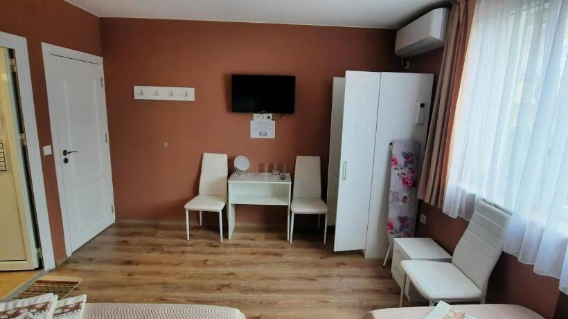 디럭스 트리플 룸, Mariana   Guest House