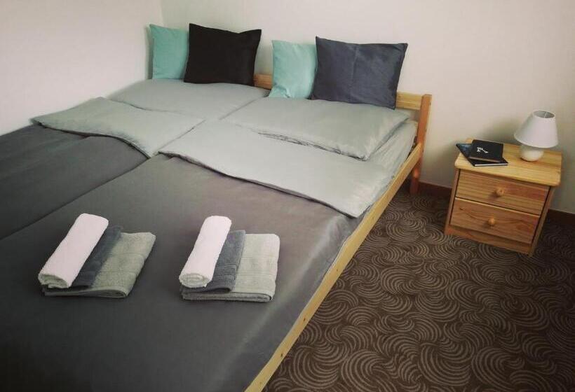 침실 1개 아파트, Apartmány U Stříbrných