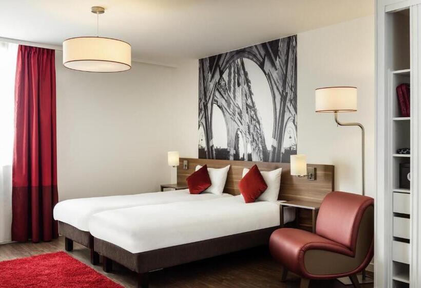 Студия Стандарт, Aparthotel Adagio La Defense Courbevoie