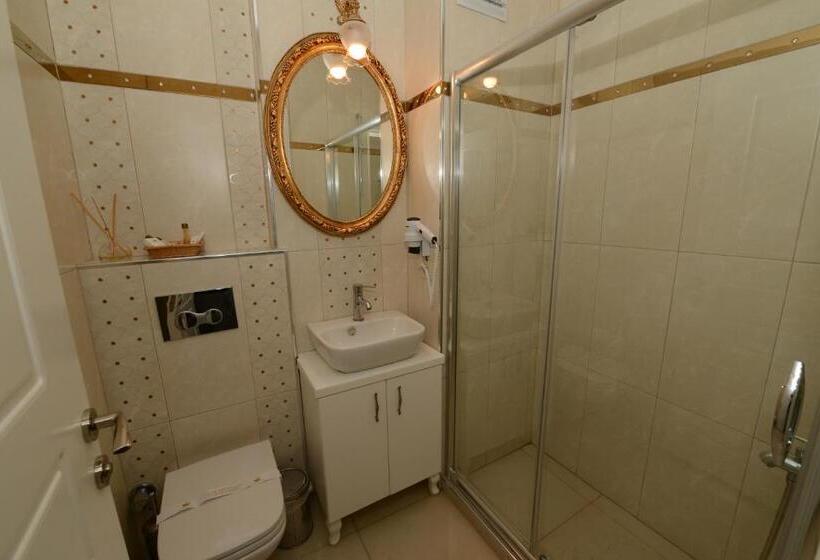 اتاق استاندارد سه نفره, Diamond Royal
