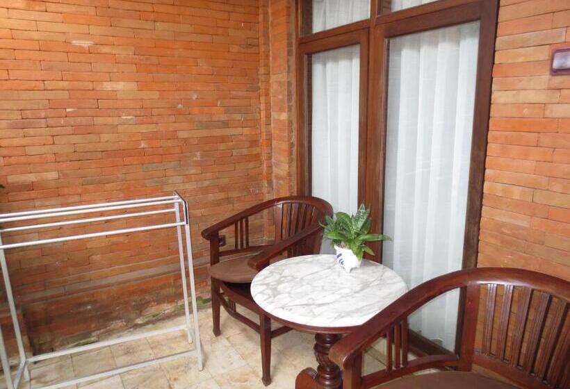 Deluxe Room, Laghawa Beach