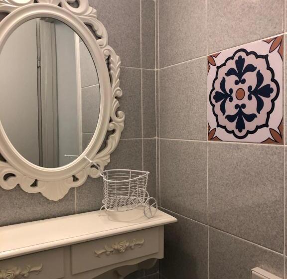 Quarto Economy, B&b Antonella