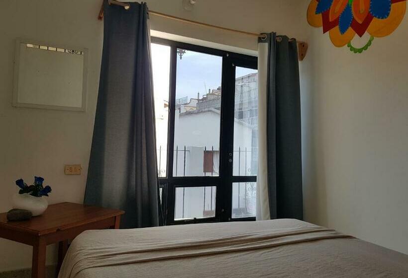 Quarto Estandar, Hostel Vallarta