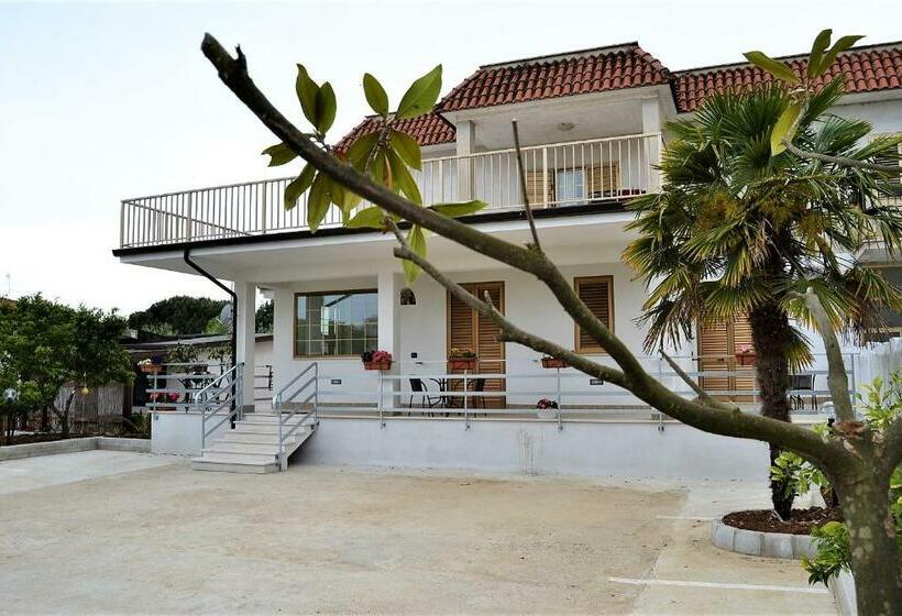 اتاق استاندارد چهار تخته, Guesthouse Holiday Formia Beach