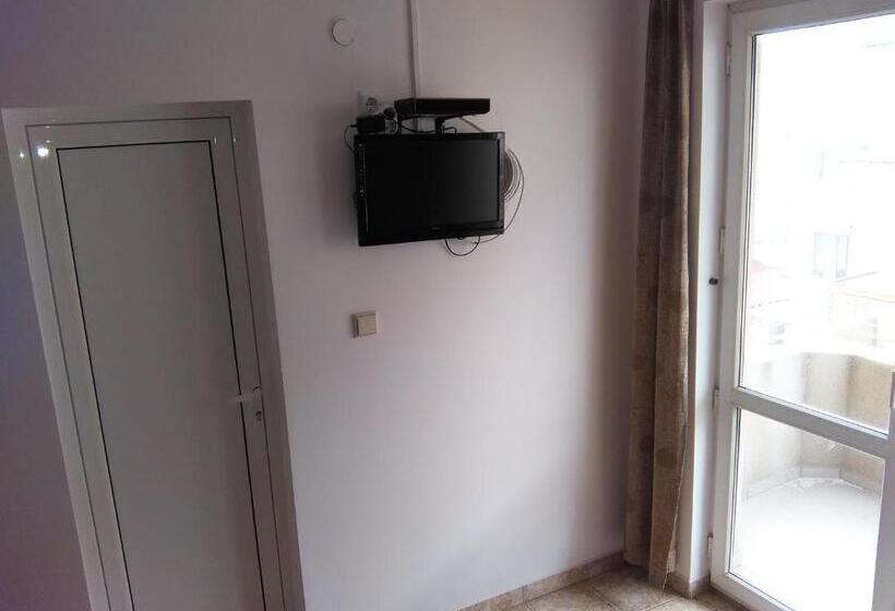 اتاق استاندارد با بالکن, Guest House D. Bogdanova