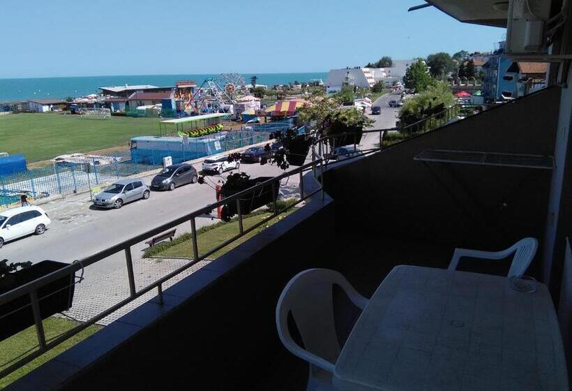 Triple Room Sea View, Guest House D. Bogdanova
