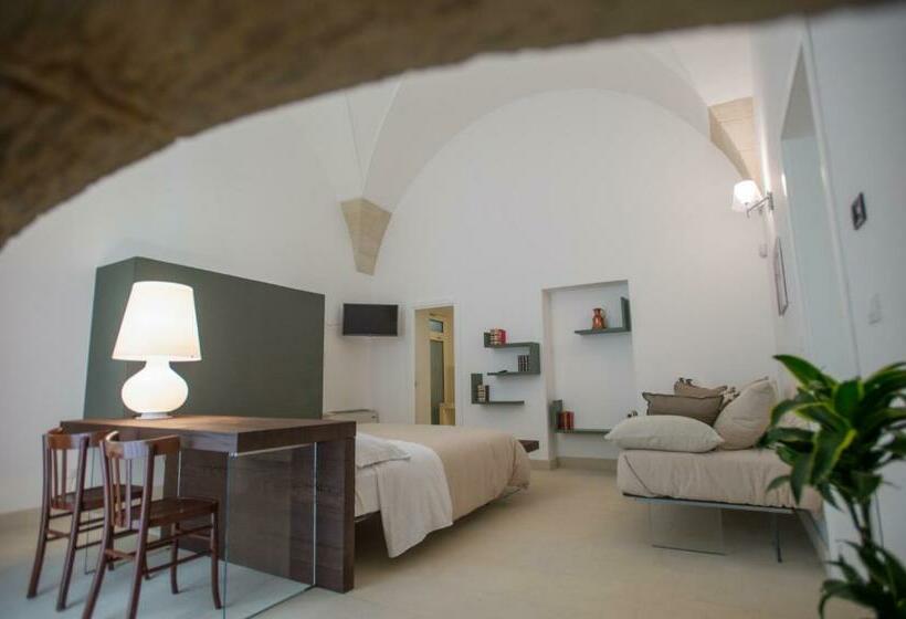 Номер Стандарт Трехместный, Corte Campanile Boutique B&b