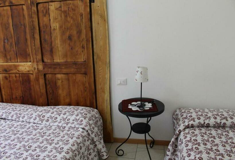 Номер Стандарт Трехместный, B&b Navertino