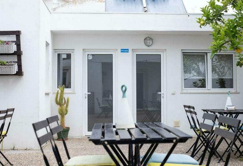 استودیوی استاندارد, ó Da Casa