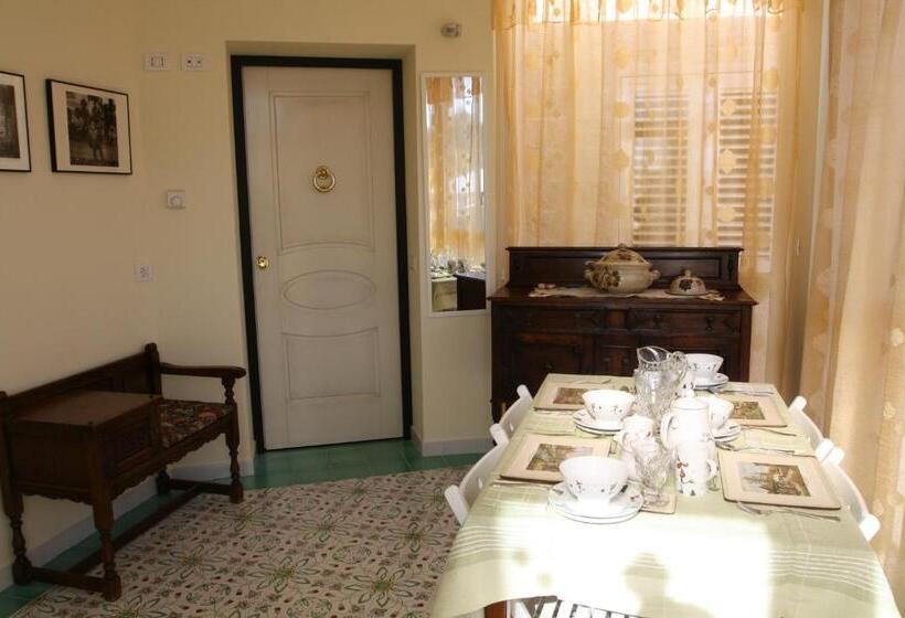 Номер Стандарт Трехместный, Bed And Breakfast Angolo Fiorito