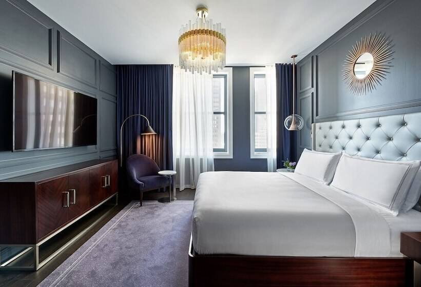 Executive Suite, The Lasalle Chicago, Autograph Collection