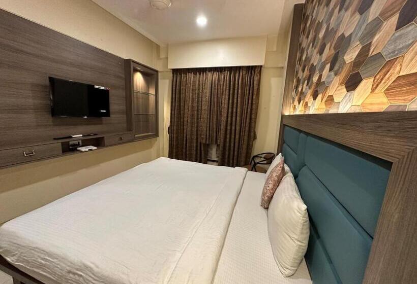 Номер Deluxe, Srikrishna Paradise Hotel Thane Navi Mumbai