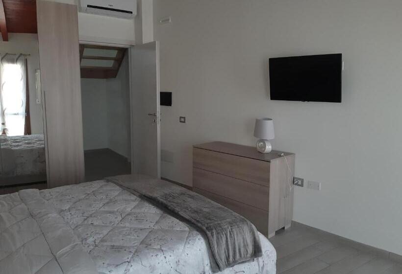 Номер Deluxe с Балконом, B&b La Genuina