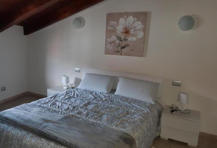 Номер Deluxe, B&b La Genuina