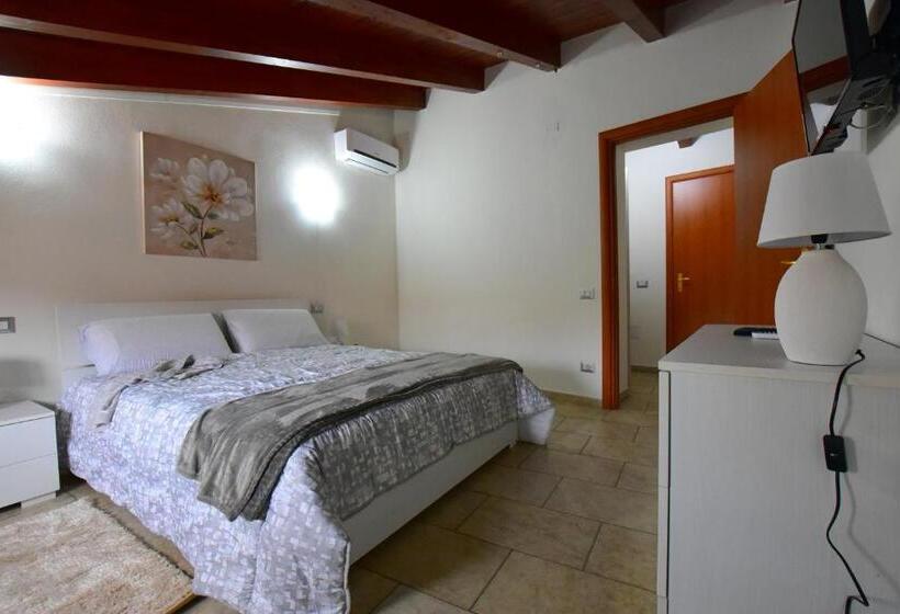 Номер Deluxe, B&b La Genuina