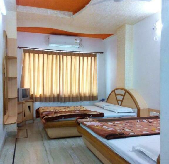 Habitación Familiar, Hari Darshan