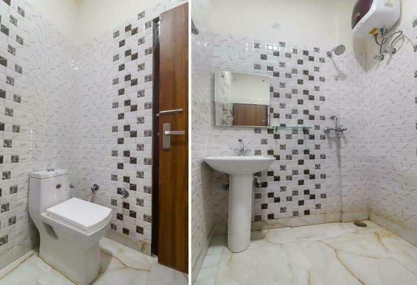 Трехместный Номер Классика, Taj Classic