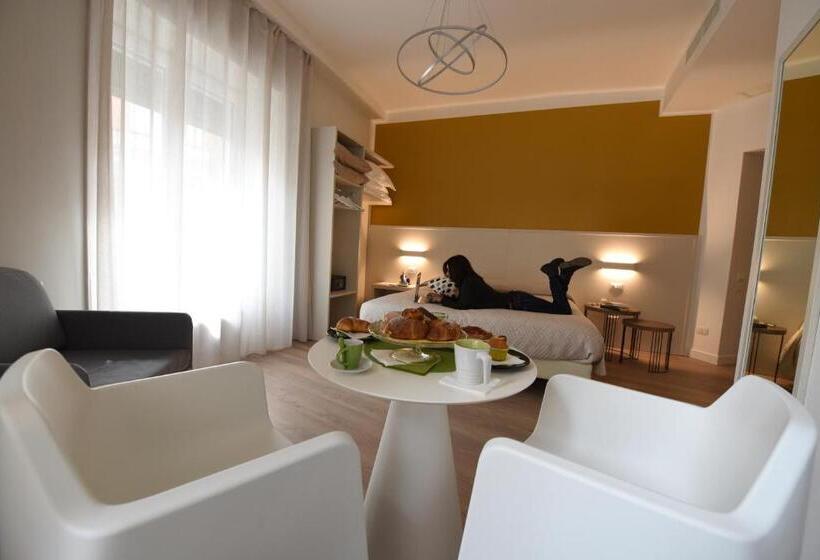 اتاق استاندارد, Nicola S Luxury Rooms