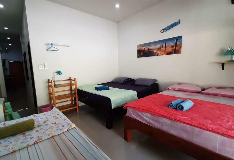 ファミリールーム, Runa Group House Samed