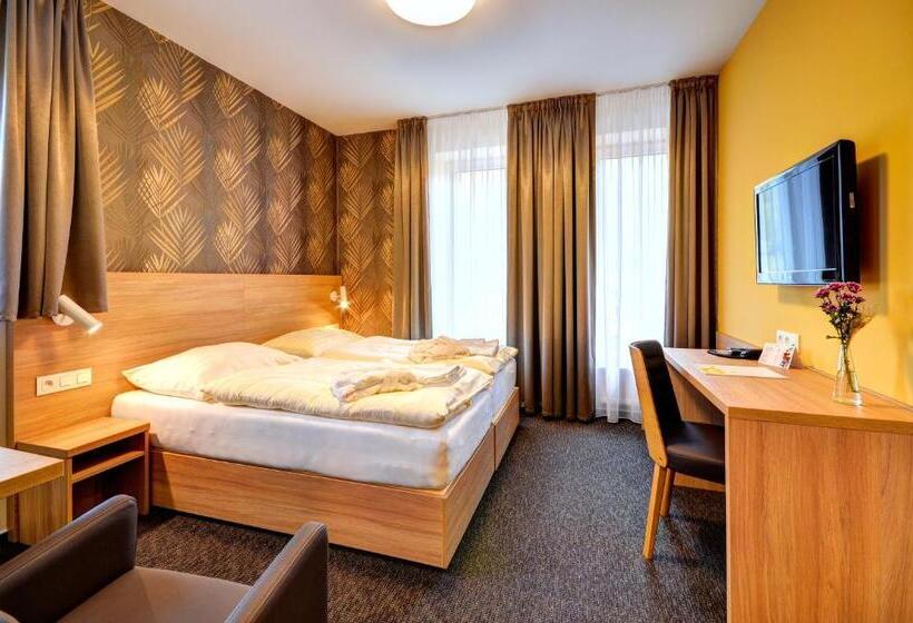 Superior Room with Terrace, Helios