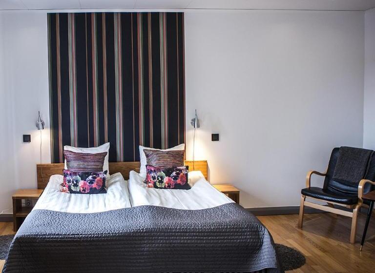 标准三人间, Stora Hotellet Osby