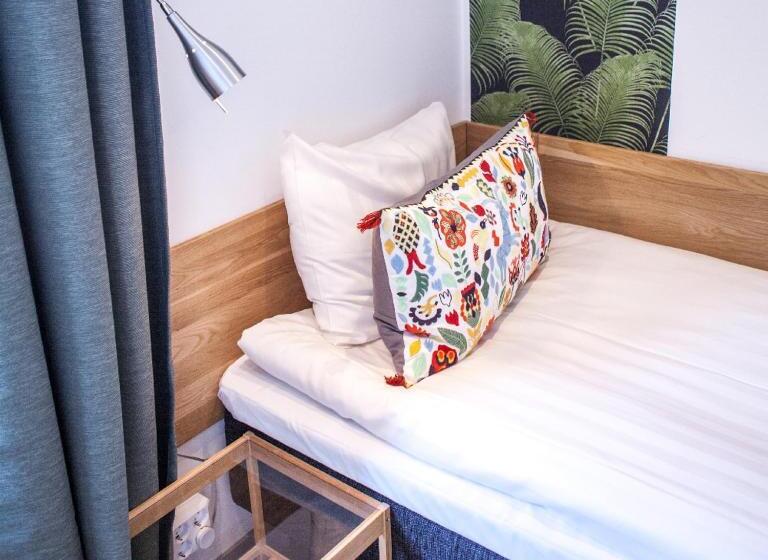 标准单人间, Stora Hotellet Osby