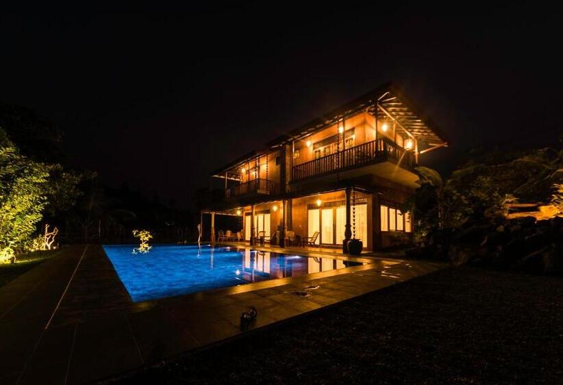 Номер Стандарт, D Canal House