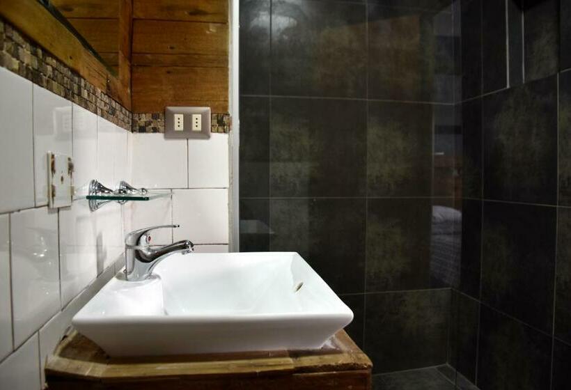 豪华房间, The Fox Hostel