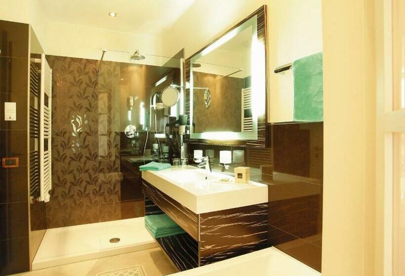 Полулюкс с Балконом, Albion Mountain Spa Resort Dolomites