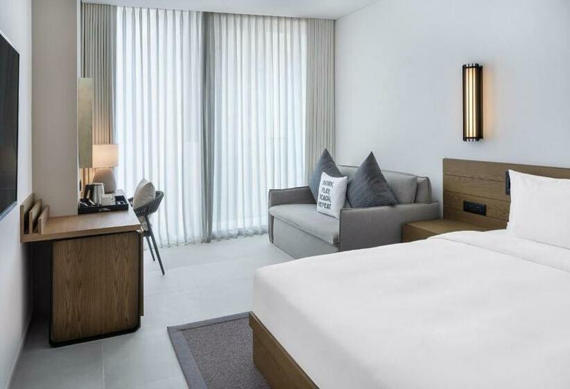 اتاق سوپریور با چشم‌انداز جانبی دریا, Radisson Beach Resort Palm Jumeirah