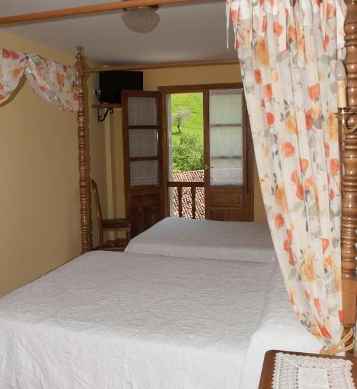 Четырехместный Номер Стандарт, Posada Sobrevilla