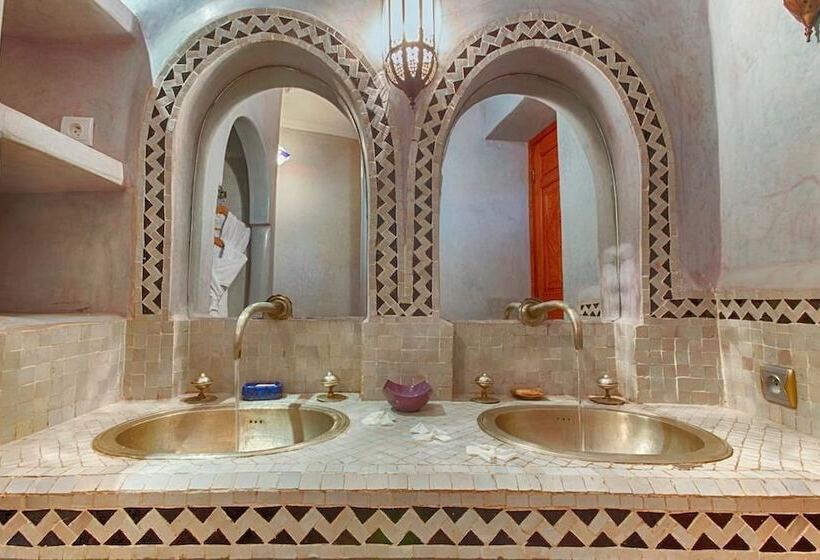 Üç Kişilik Standart Oda, Riad Kenzo