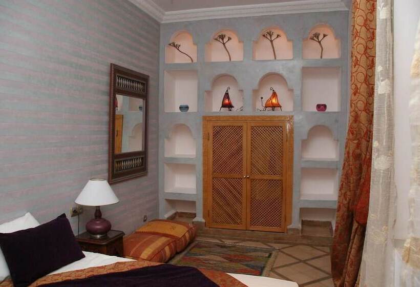 Üç Kişilik Standart Oda, Riad Kenzo