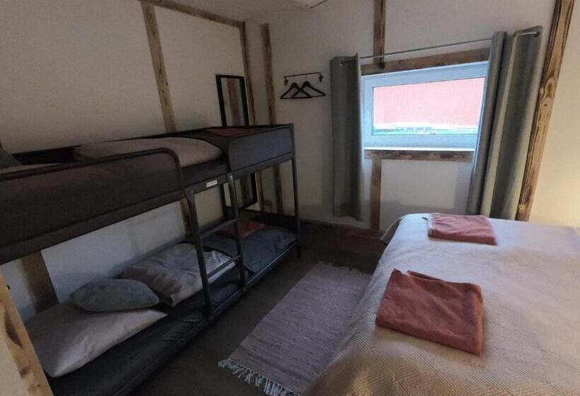 Семейный Номер Совместный Санузел, Billund Bnb