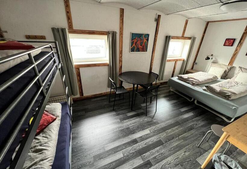 Номер Стандарт Совместная Ванная, Billund Bnb