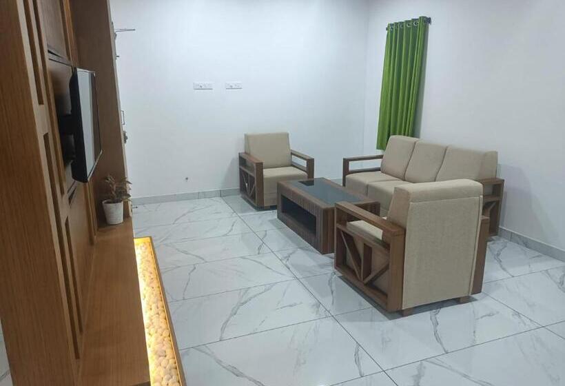 Номер Deluxe, Srishty Garden Resorts