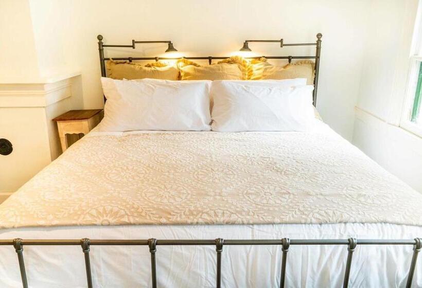 Стандартный Номер Кровать Кинг, Oakland House Seaside Inn & Cottages