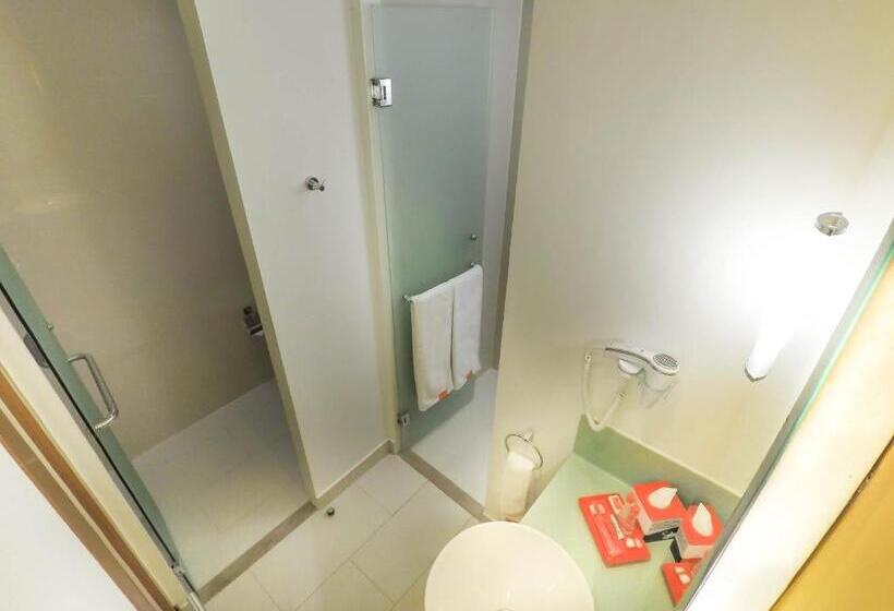 스탠다드 룸, Harris Hotel Sentul City Bogor