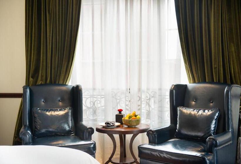 مجموعه ویستا شهر, La Siesta Classic Ma May