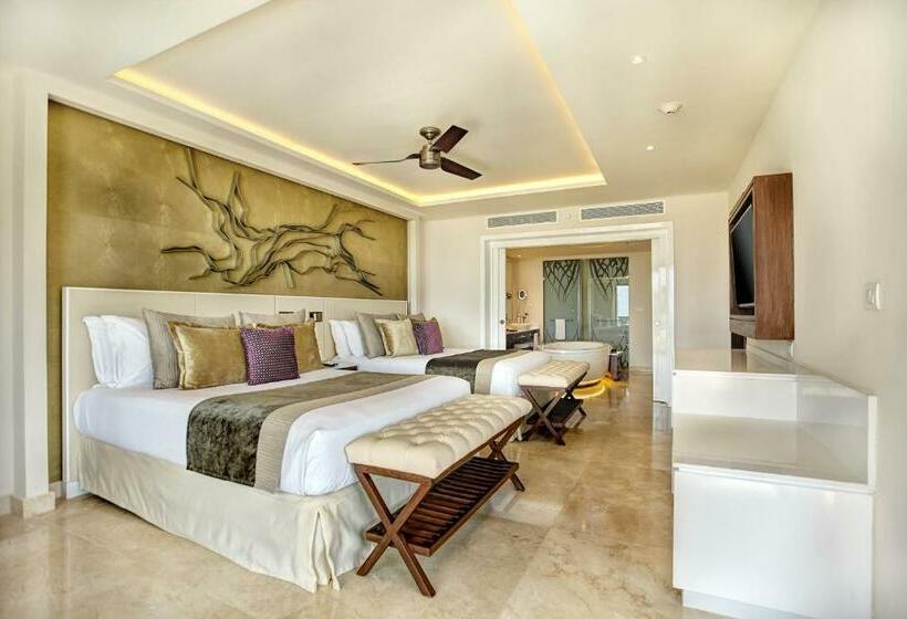 جناح ديلوكس غرفتين نوم, Royalton Riviera Cancun, An Autograph Collection - All Inclusive Resort & Casino