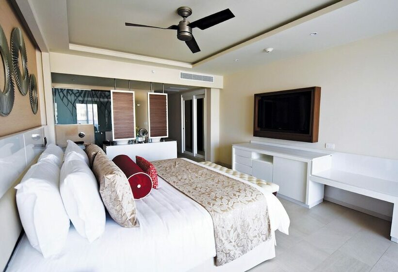 جناح جونيور ديلوكس, Royalton Riviera Cancun, An Autograph Collection - All Inclusive Resort & Casino