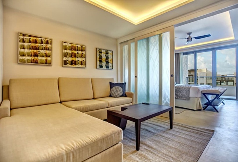جناح ديلوكس مطل على البحر, Royalton Riviera Cancun, An Autograph Collection - All Inclusive Resort & Casino