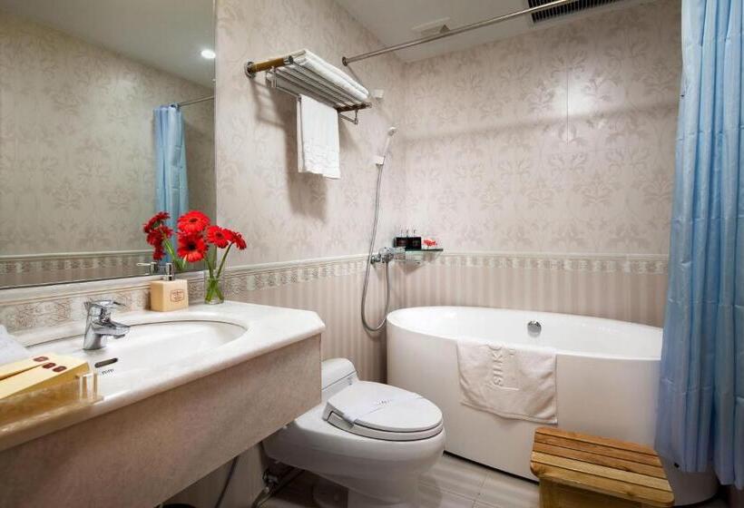 带观景的豪华间, Sq Hang Gai Hotel & Spa