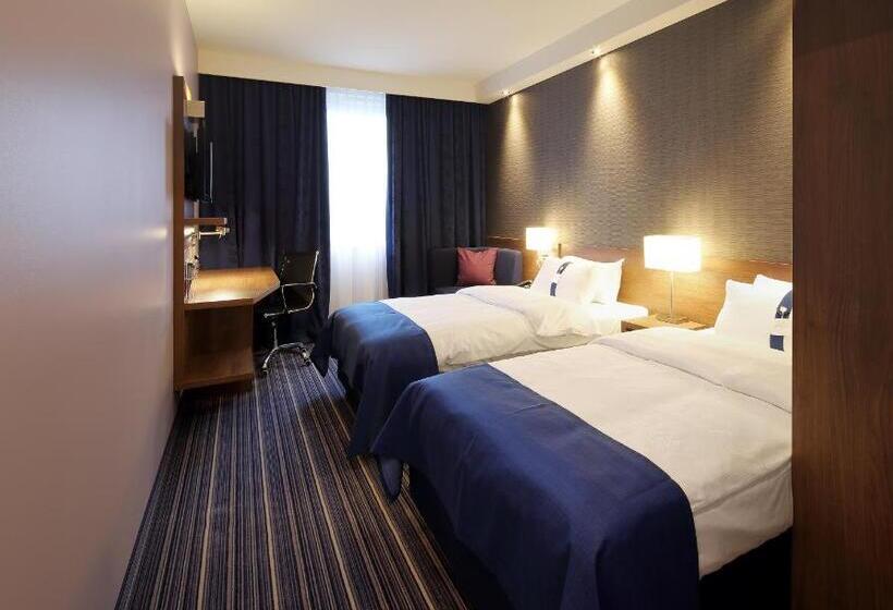اتاق استاندارد, Holiday Inn Express Friedrichshafen, An Ihg